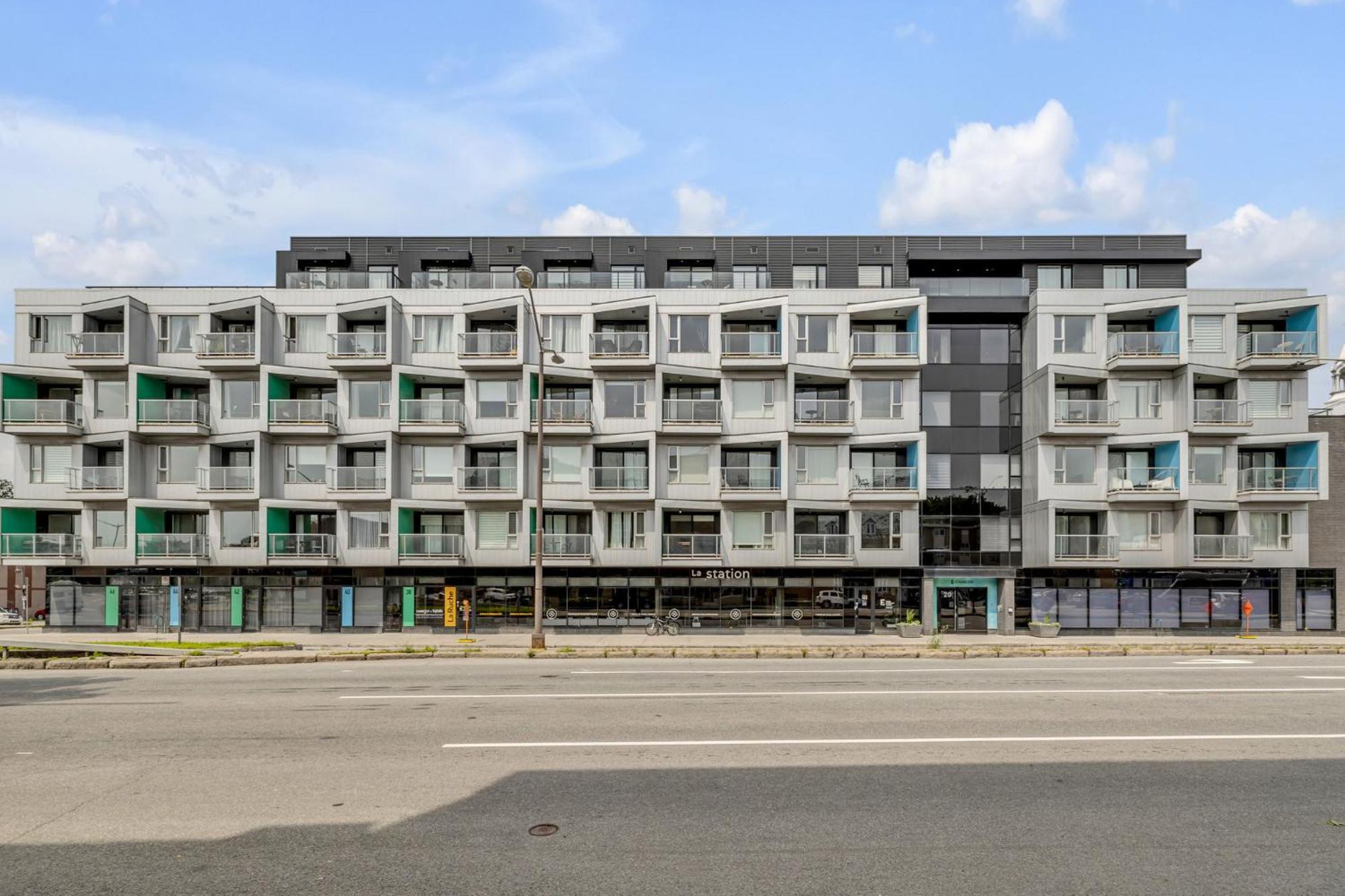 Initial / Wave + Parking / Centre-Ville De Quebec Dış mekan fotoğraf